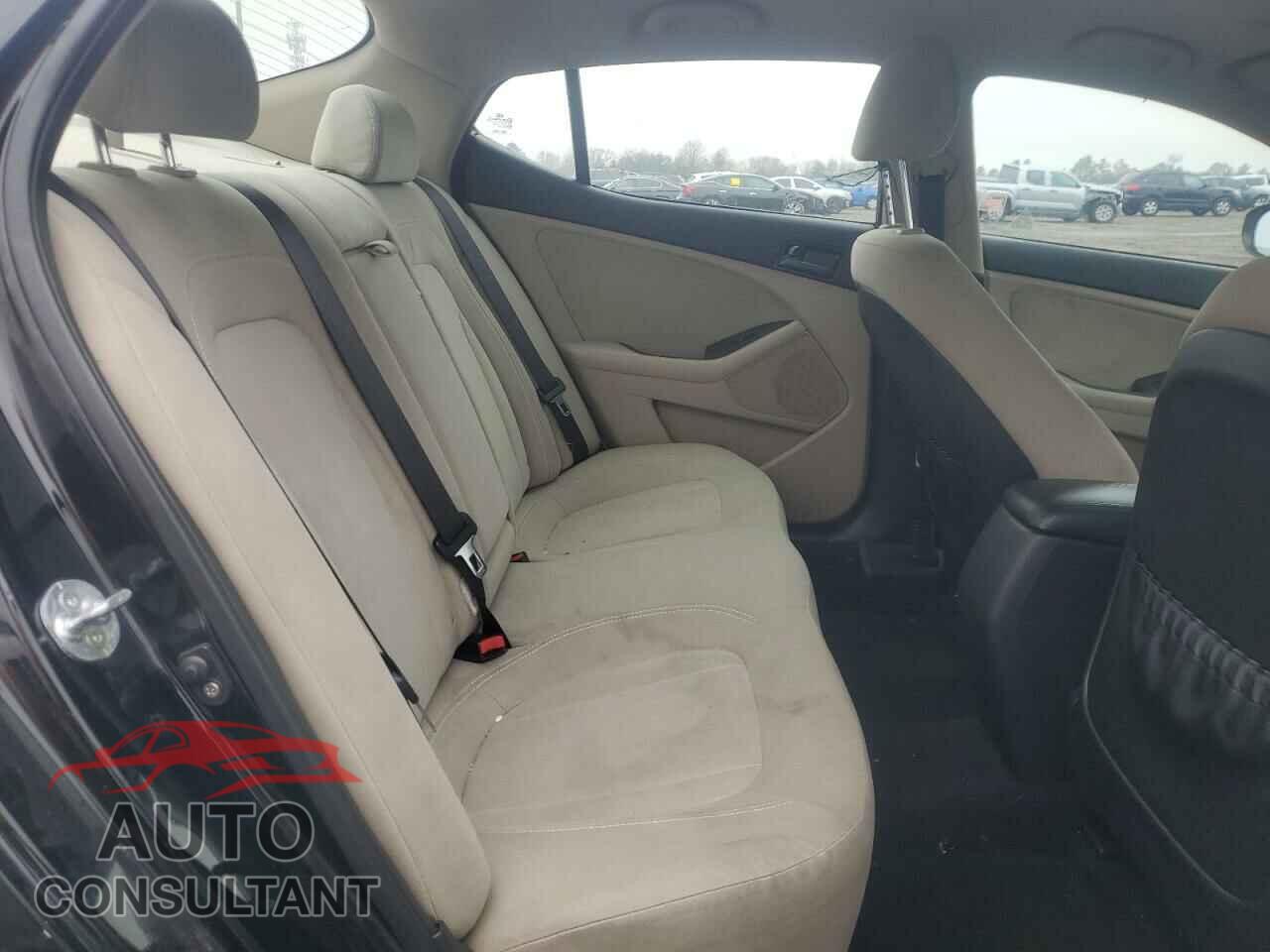 KIA OPTIMA 2011 - KNAGM4A76B5125108