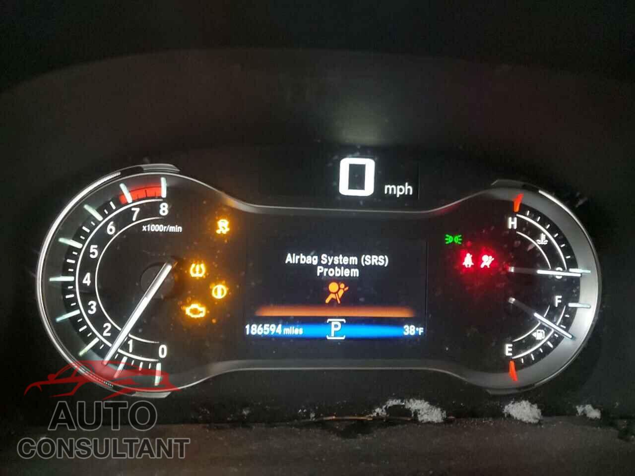 HONDA PILOT 2016 - 5FNYF6H32GB036304