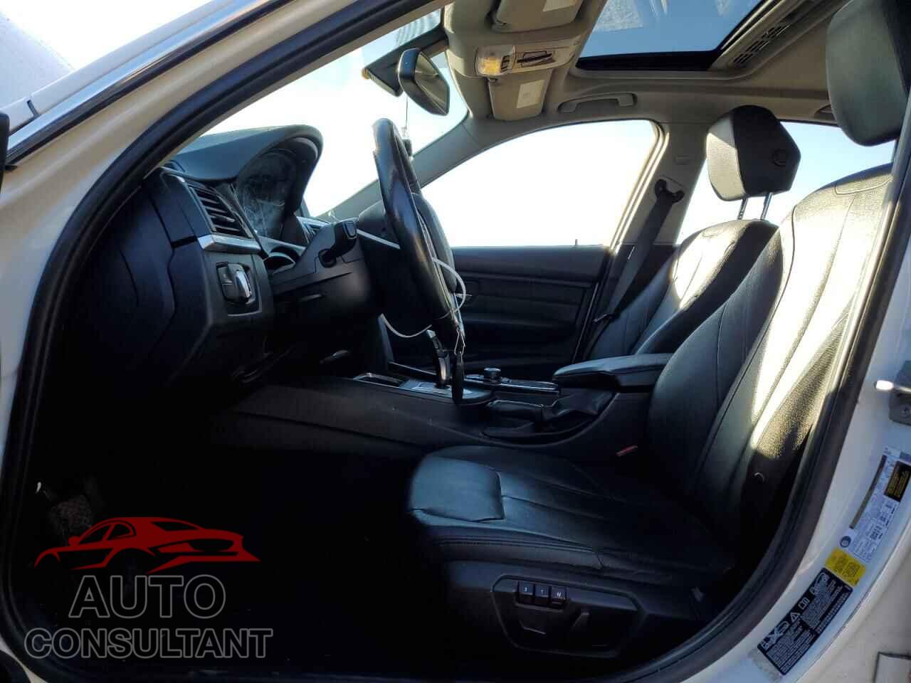 BMW 3 SERIES 2014 - WBA3D5C58EKX97368