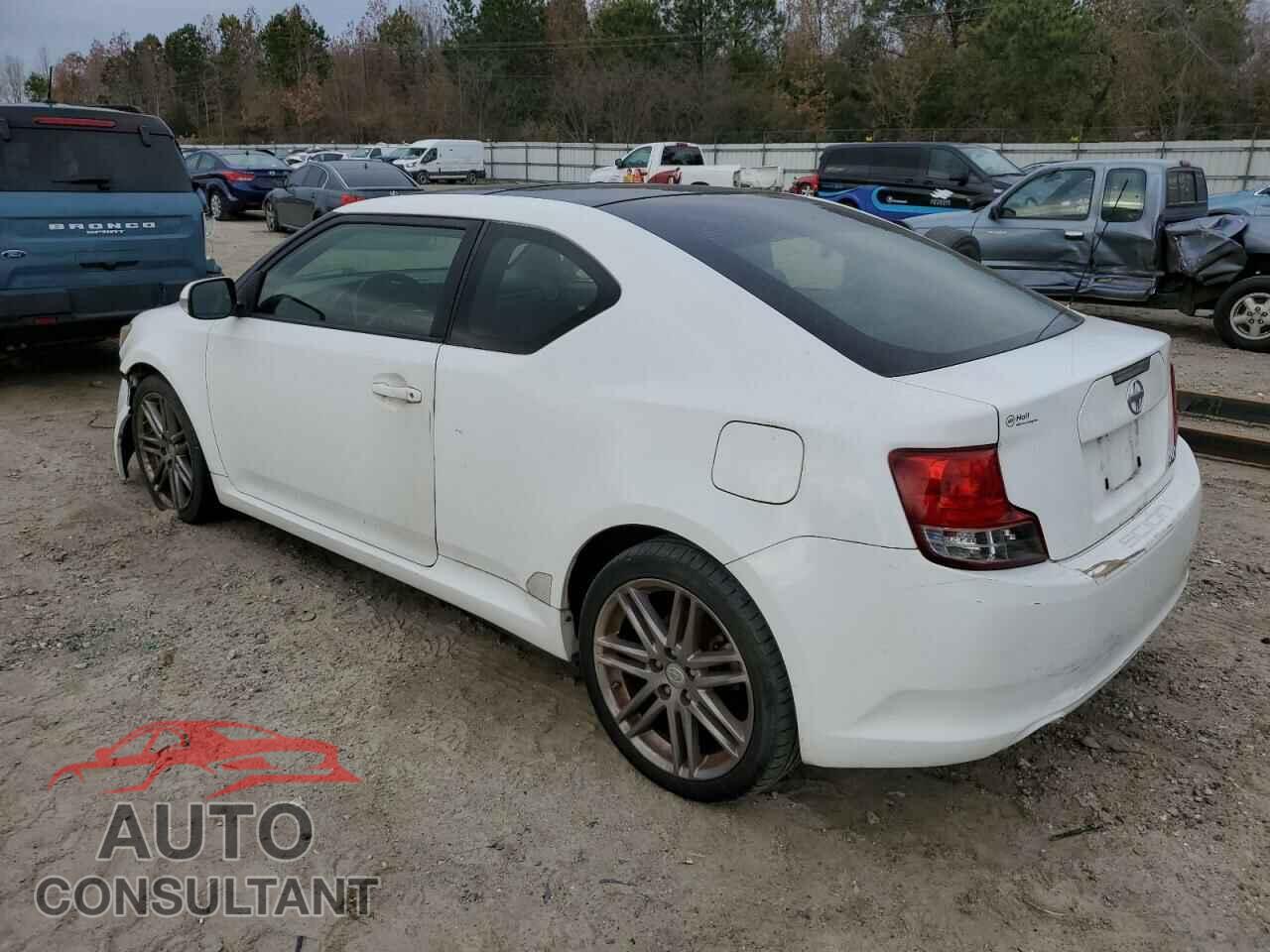 TOYOTA SCION 2013 - JTKJF5C7XD3060485