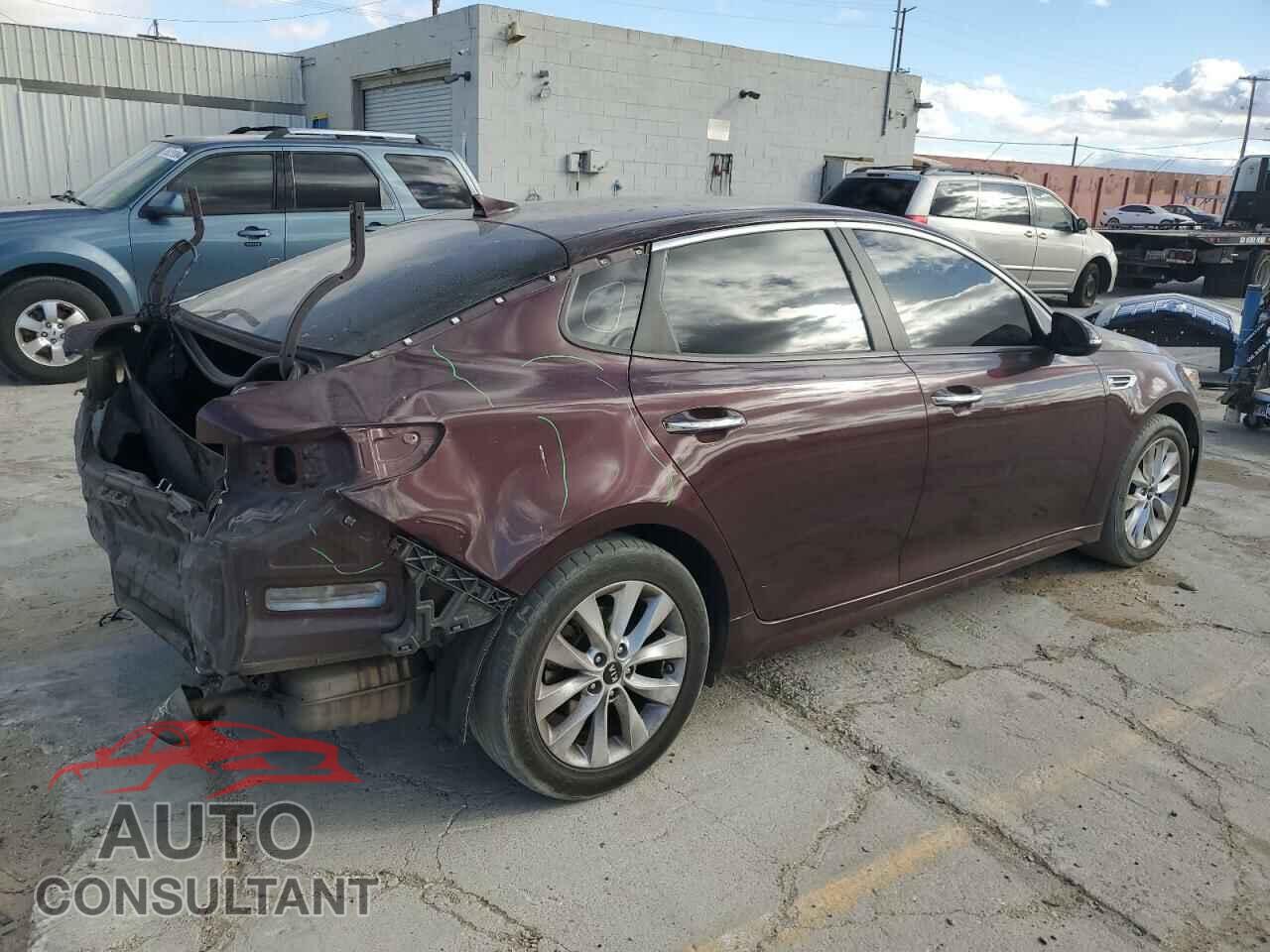 KIA OPTIMA 2016 - 5XXGT4L37GG007233