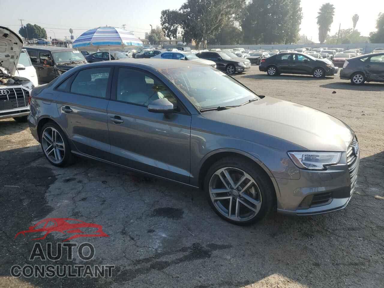 AUDI A3 2020 - WAUAUGFF9LA104530