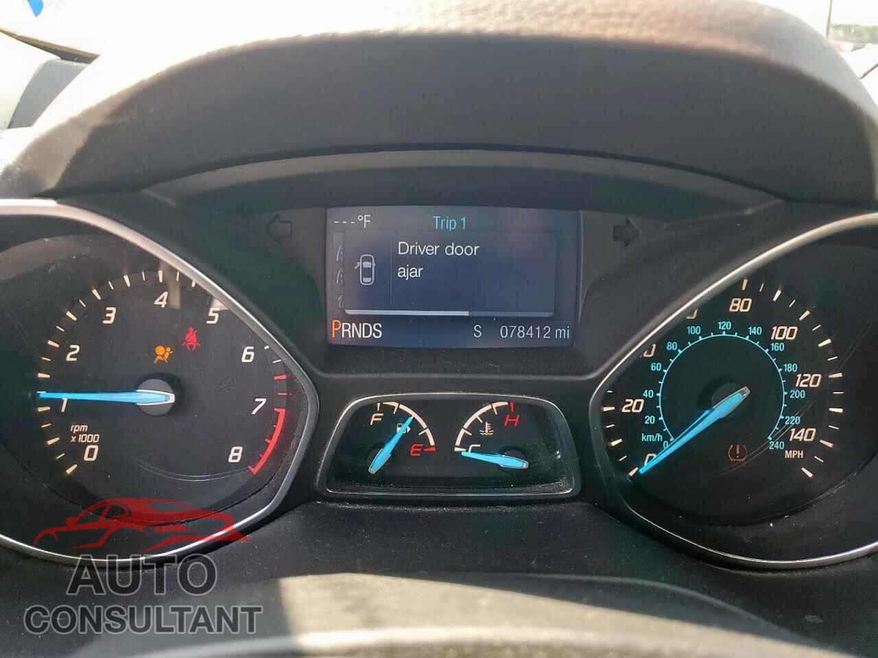 FORD ESCAPE 2015 - 1FMCU0F71FUA17134