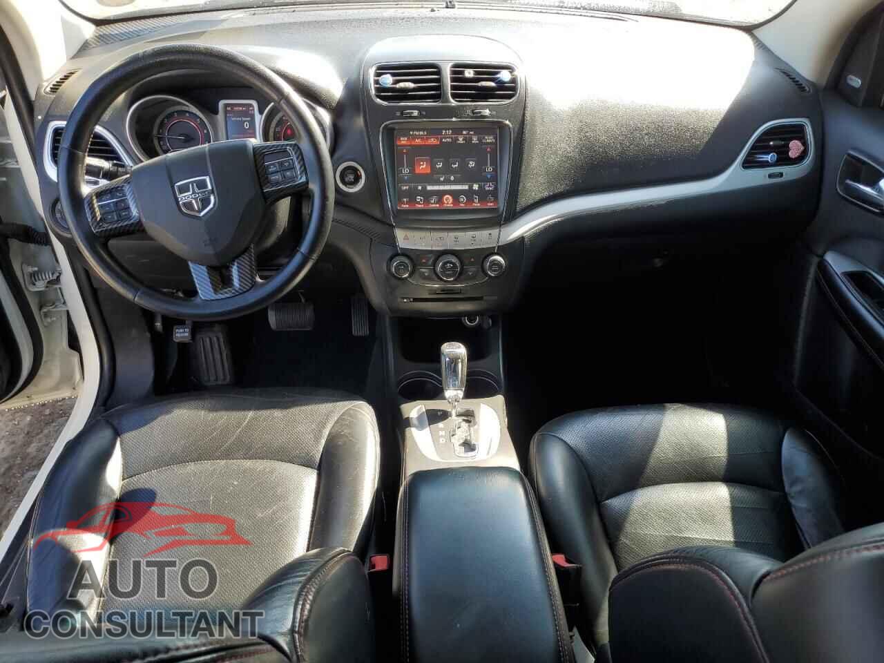 DODGE JOURNEY 2015 - 3C4PDDEG1FT684679