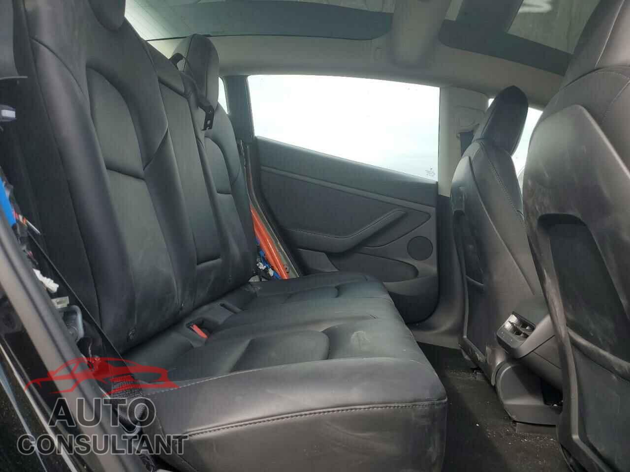 TESLA MODEL 3 2022 - 5YJ3E1EC0NF298758
