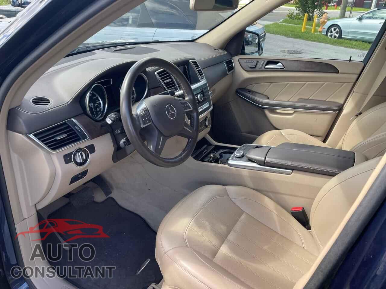 MERCEDES-BENZ GL-CLASS 2014 - 4JGDF7CEXEA395687