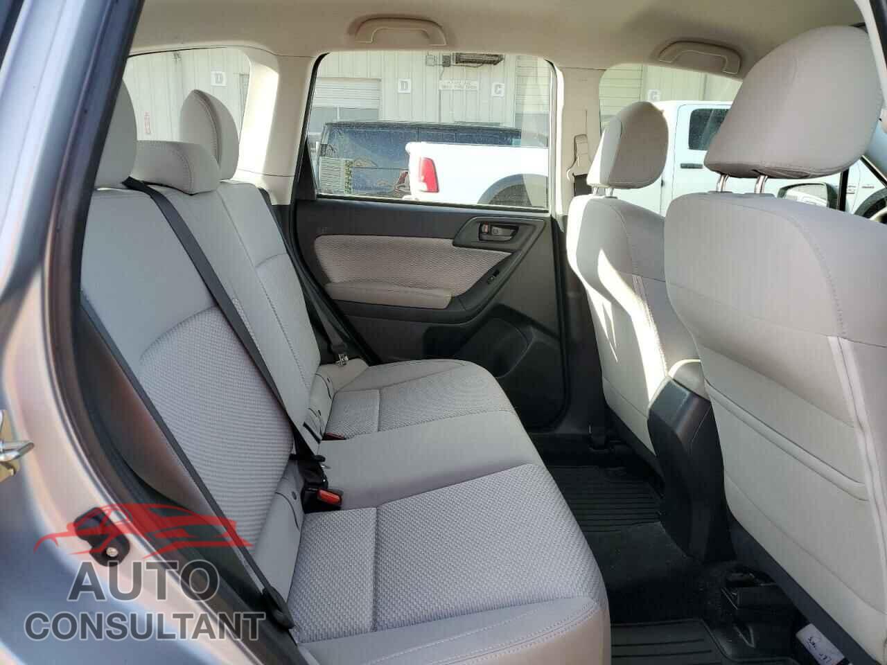 SUBARU FORESTER 2018 - JF2SJABC7JH476768