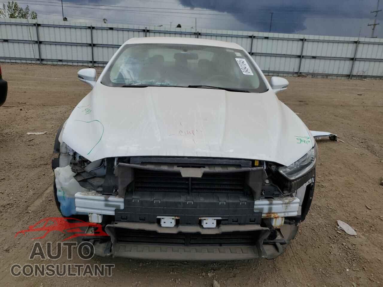 FORD FUSION 2015 - 1FA6P0HD4F5111780