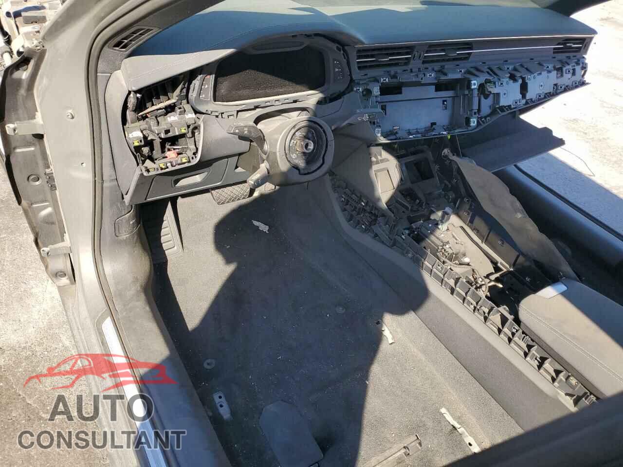AUDI A6 2022 - WAUD3BF21NN064293