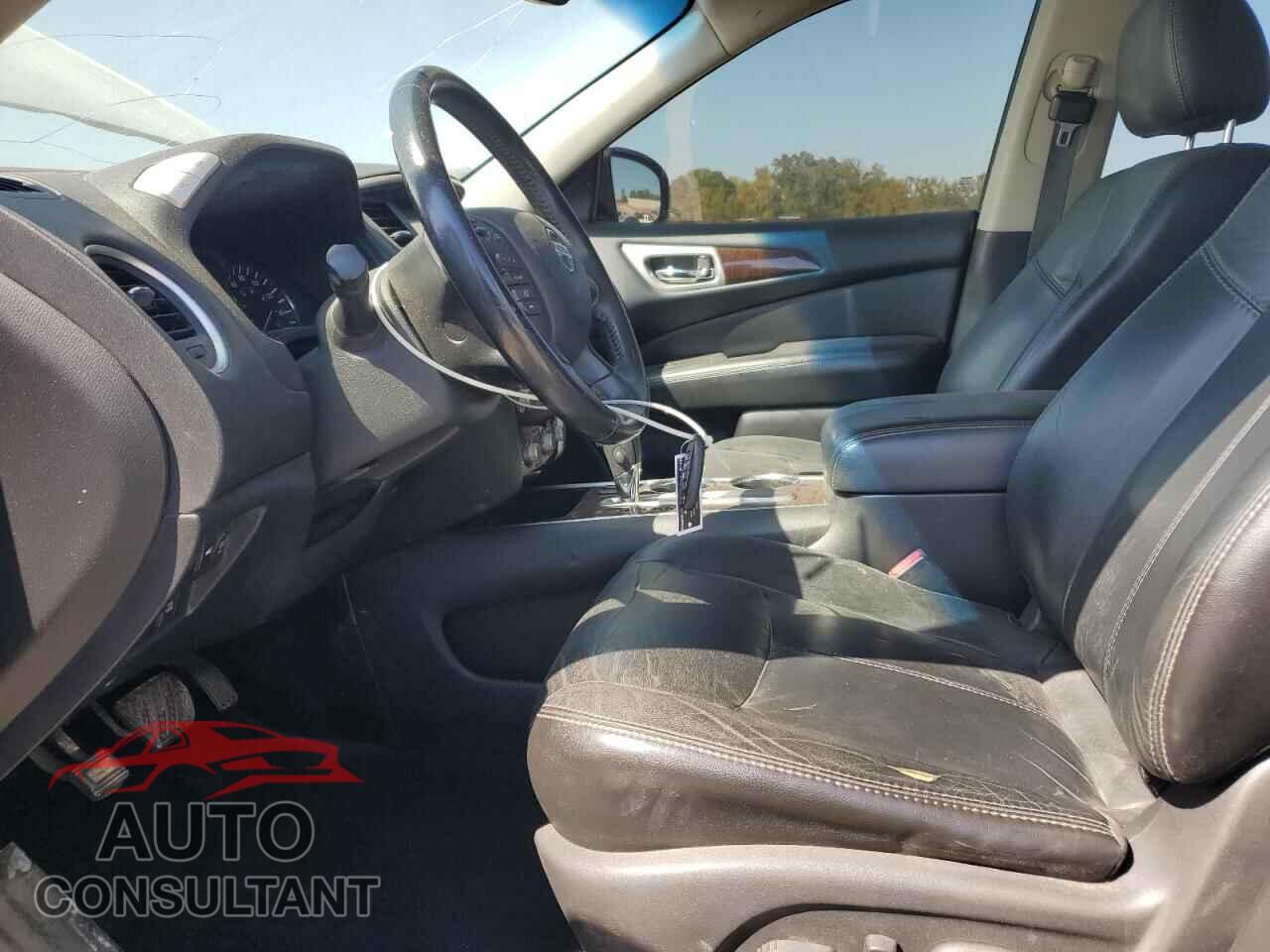 NISSAN PATHFINDER 2014 - 5N1AR2MN5EC681723
