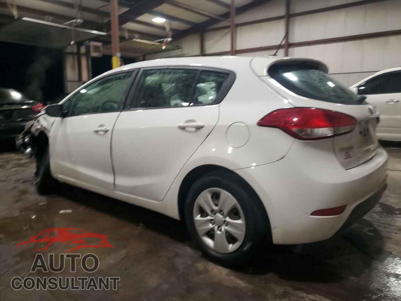 KIA FORTE 2017 - KNAFK5A88H5727596