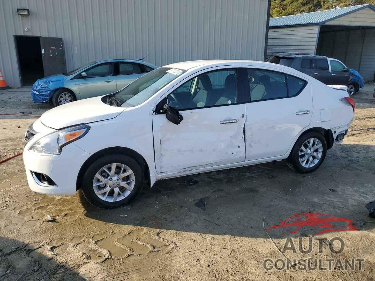 NISSAN VERSA 2019 - 3N1CN7AP0KL801247