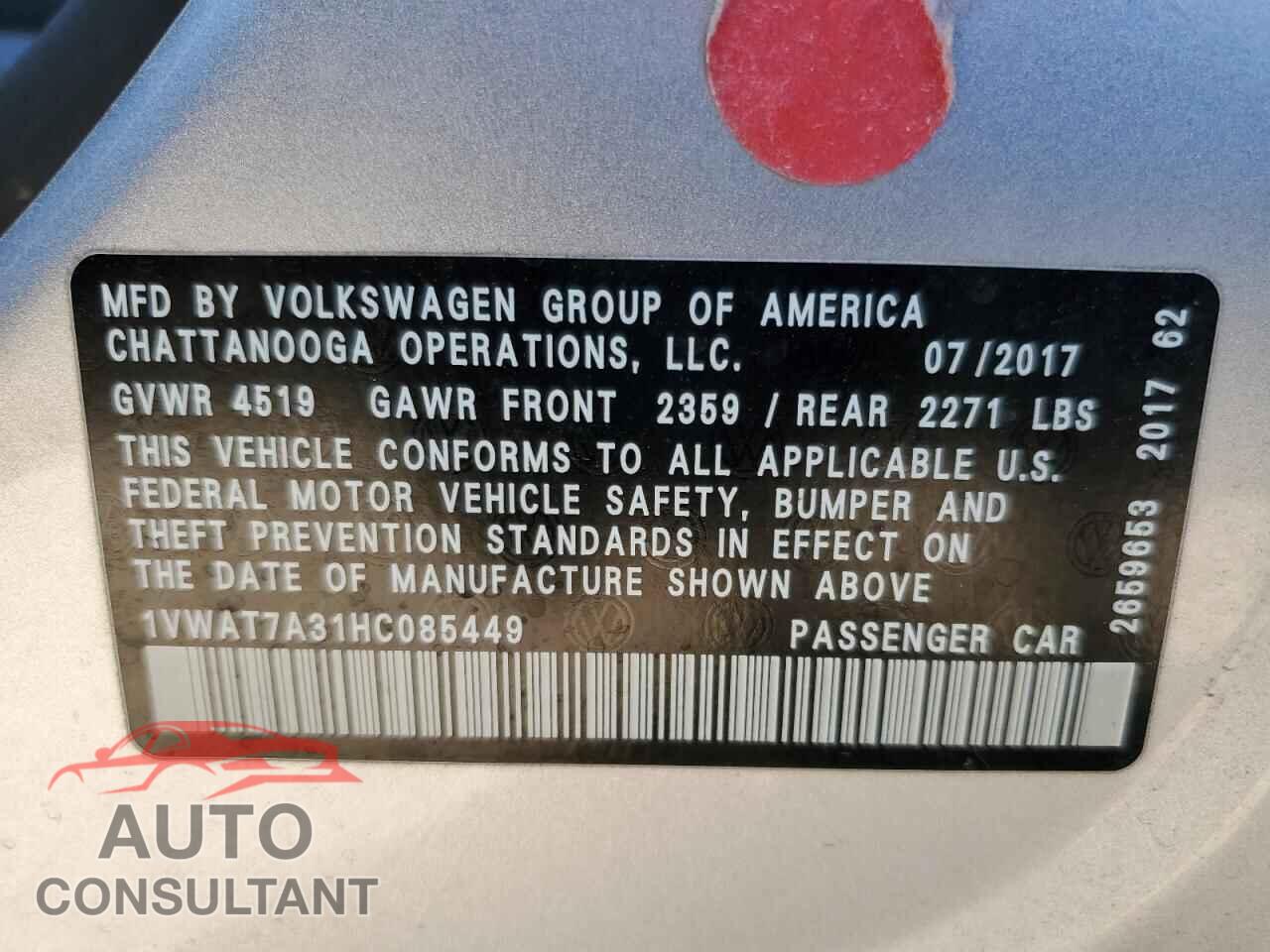 VOLKSWAGEN PASSAT 2017 - 1VWAT7A31HC085449