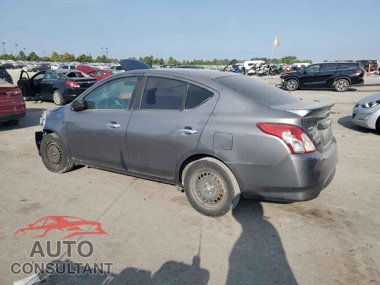 NISSAN VERSA 2019 - 3N1CN7AP6KL846600