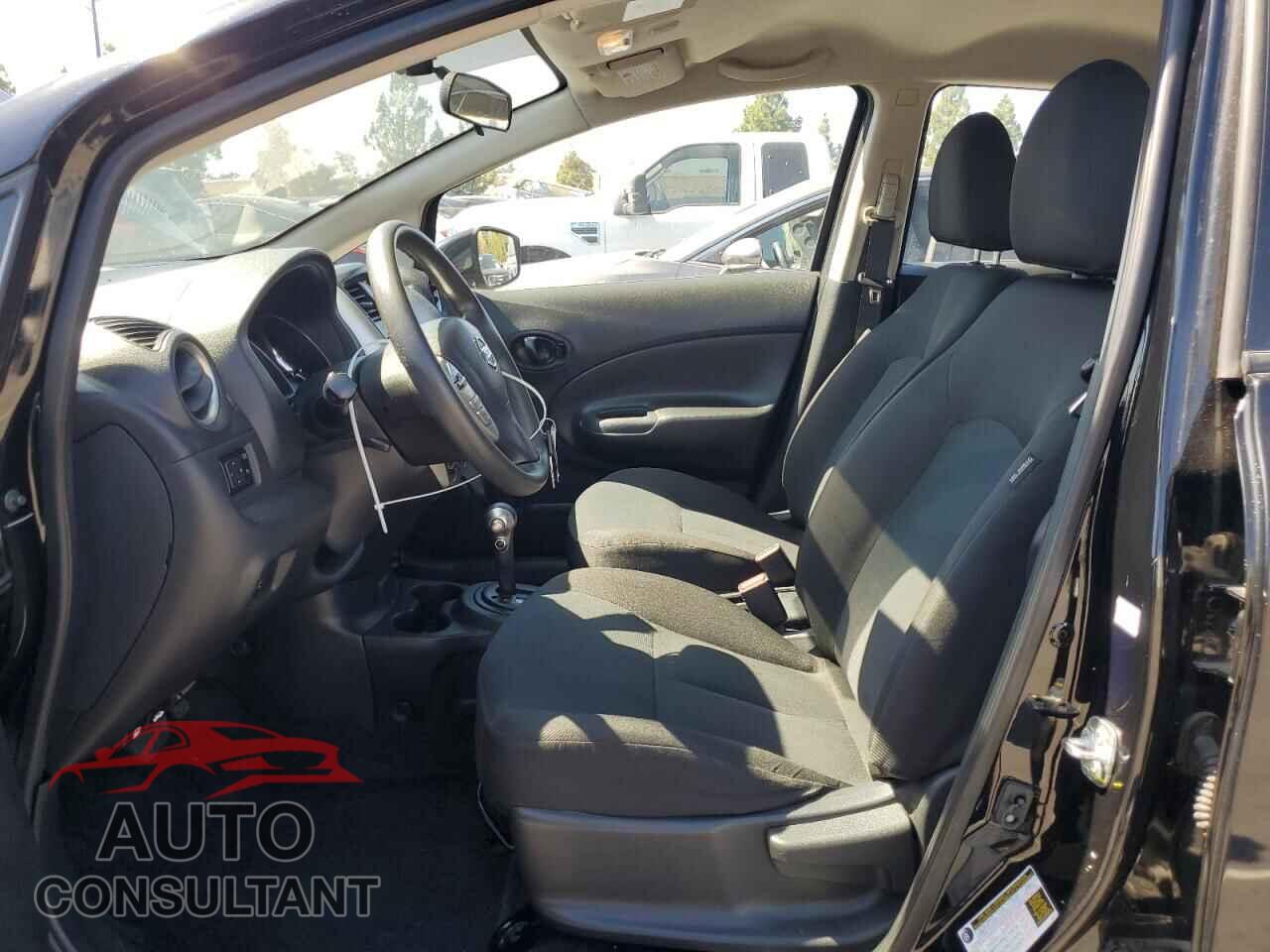NISSAN VERSA 2018 - 3N1CE2CP6JL360545