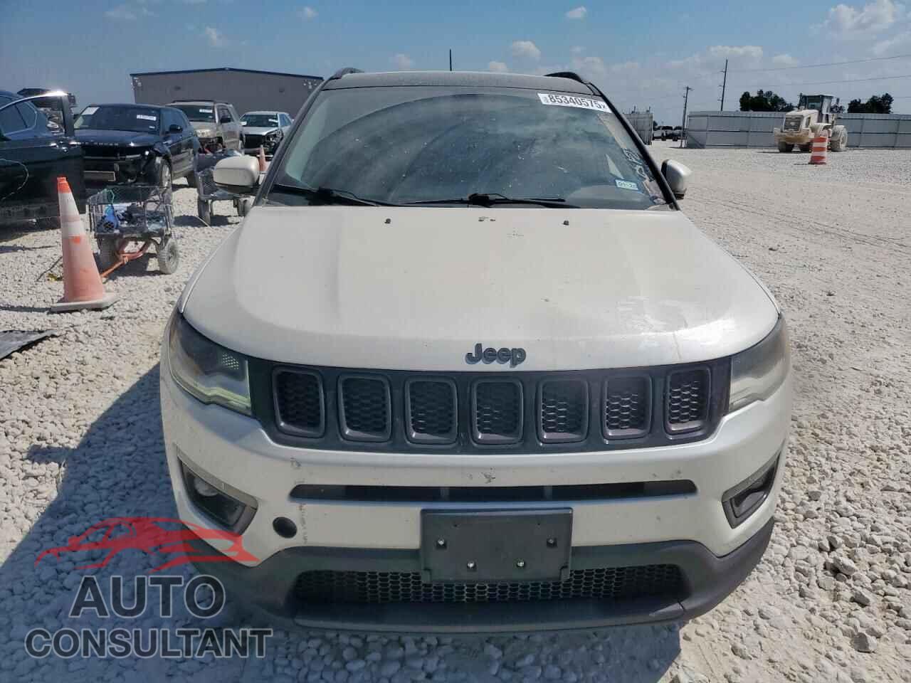 JEEP COMPASS 2019 - 3C4NJCCB0KT692512