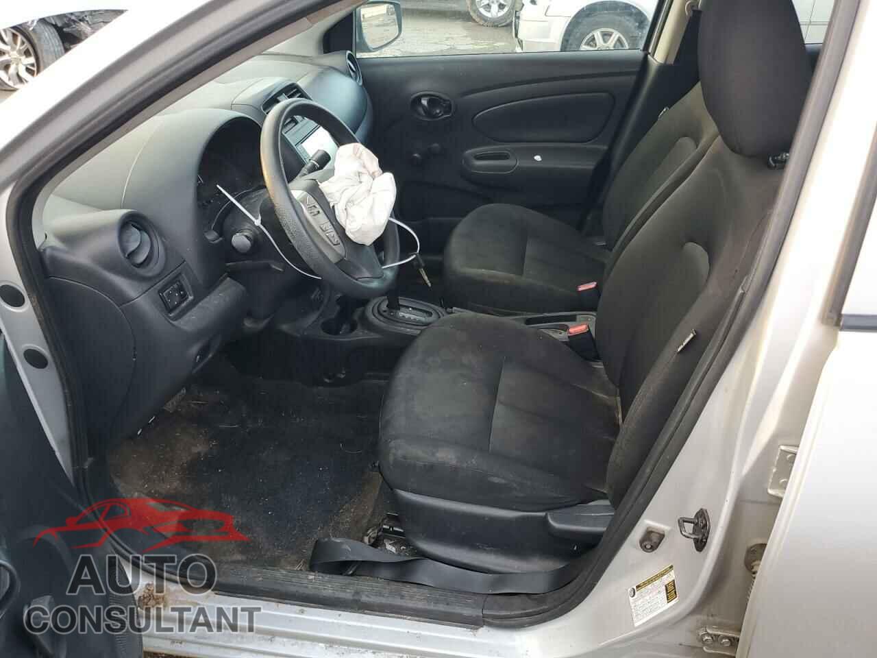 NISSAN VERSA 2019 - 3N1CN7AP3KL822206