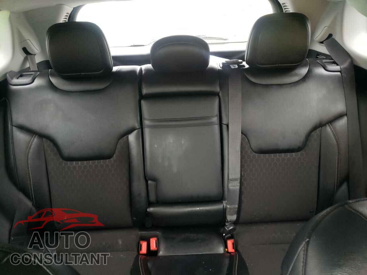 JEEP COMPASS 2018 - 3C4NJDBB2JT153301