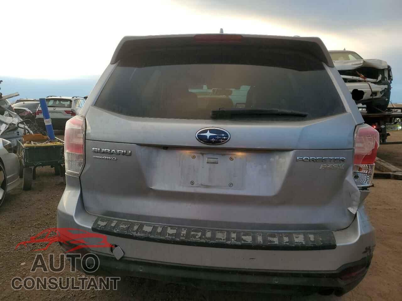 SUBARU FORESTER 2017 - JF2SJARC7HH558015