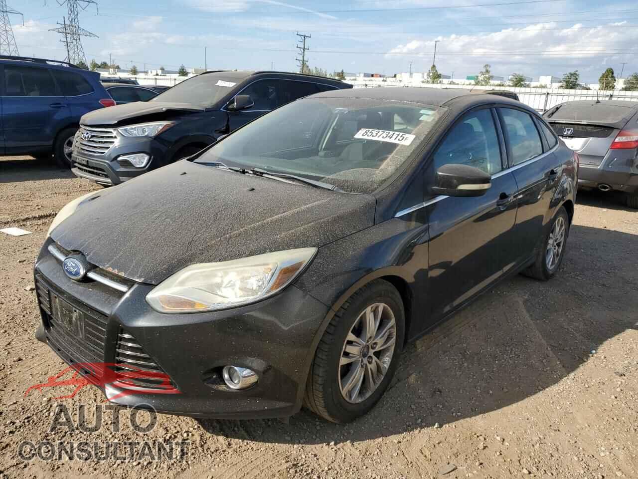 FORD FOCUS 2012 - 1FAHP3H22CL164574