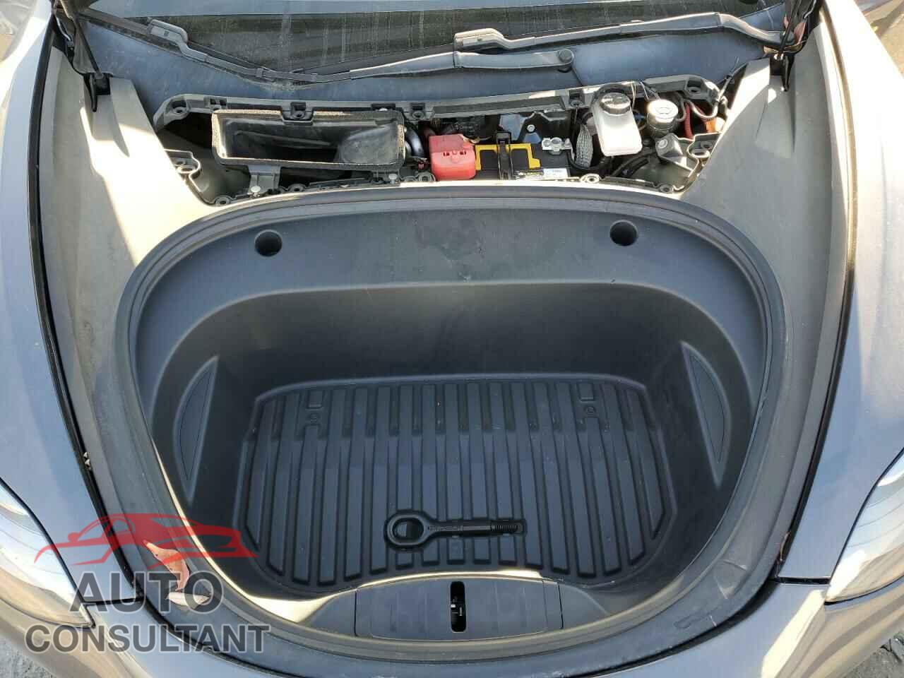 TESLA MODEL 3 2021 - 5YJ3E1EA0MF875267