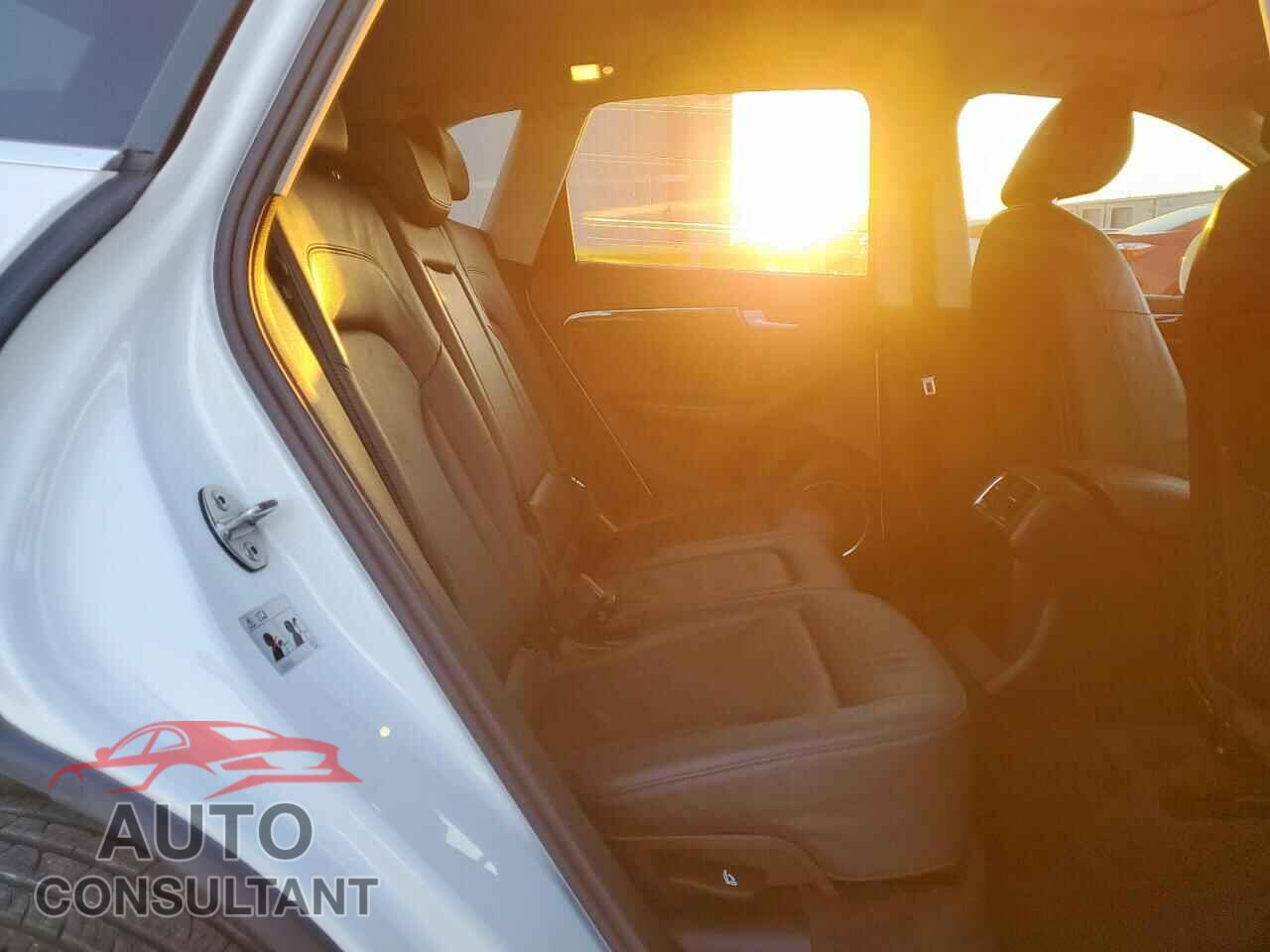 AUDI Q5 2013 - WA1C8AFP1DA045569