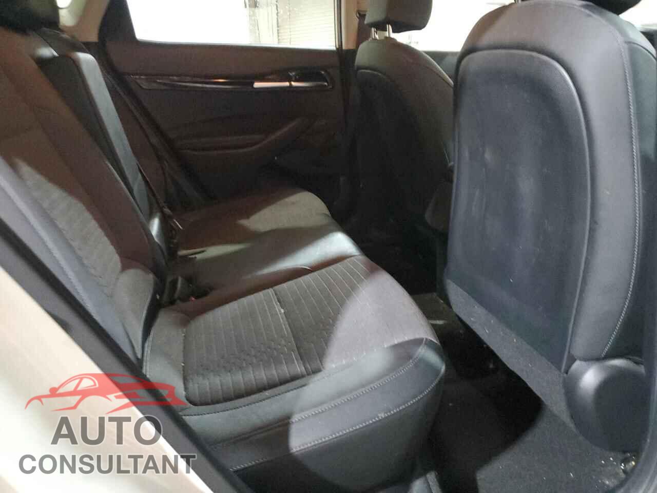 KIA SELTOS 2021 - KNDEUCA22M7041612