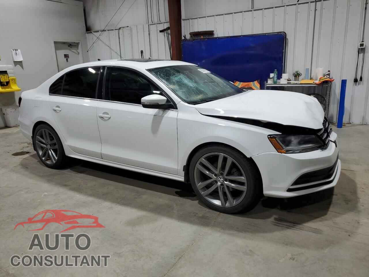 VOLKSWAGEN JETTA 2017 - 3VWB67AJ7HM399356