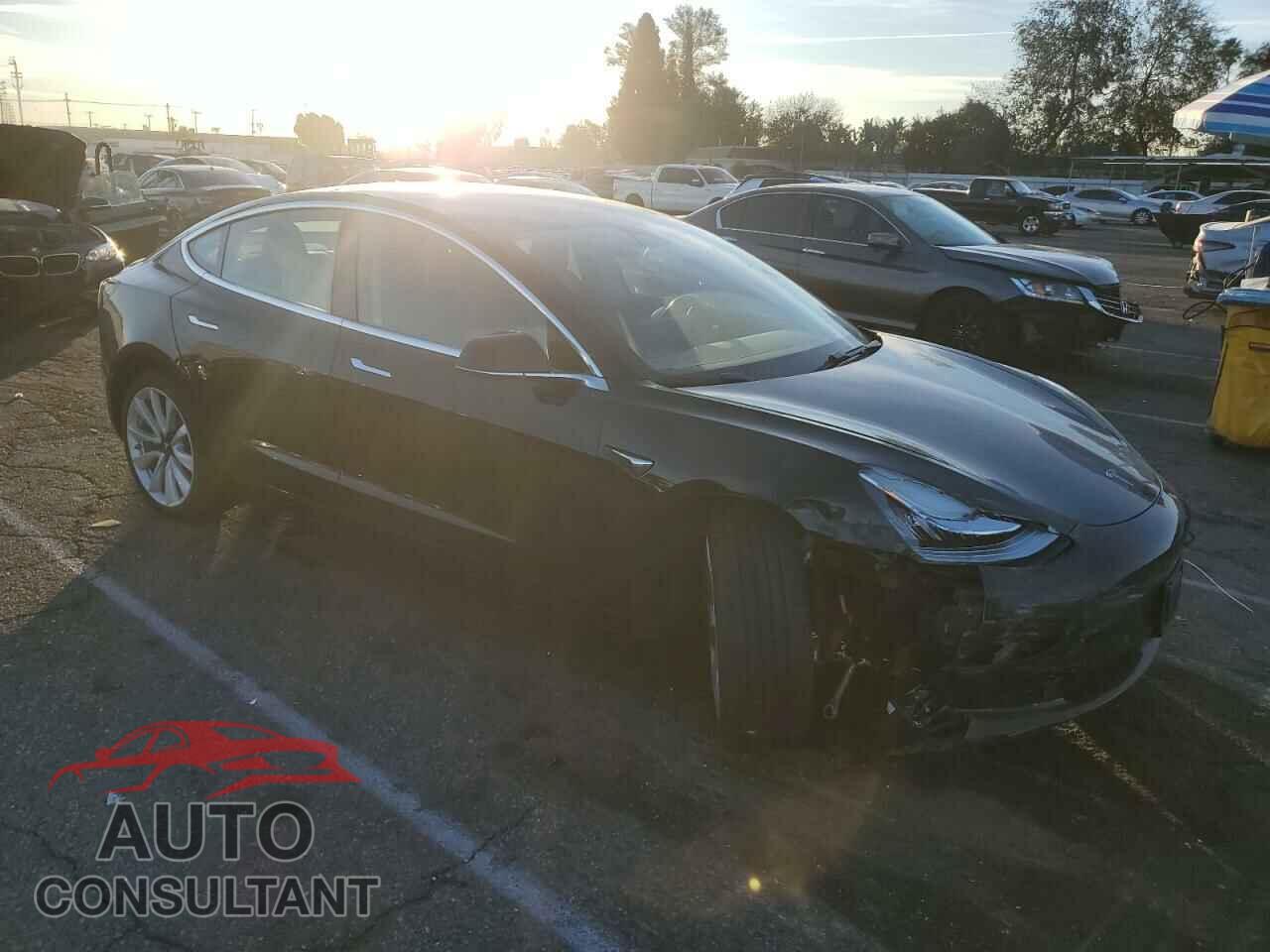 TESLA MODEL 3 2018 - 5YJ3E1EA9JF061209