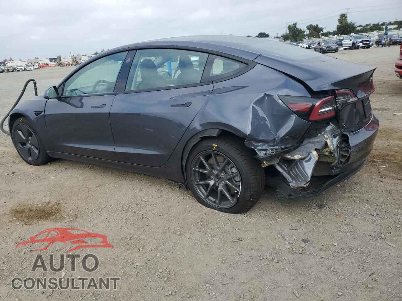 TESLA MODEL 3 2022 - 5YJ3E1EB7NF132177