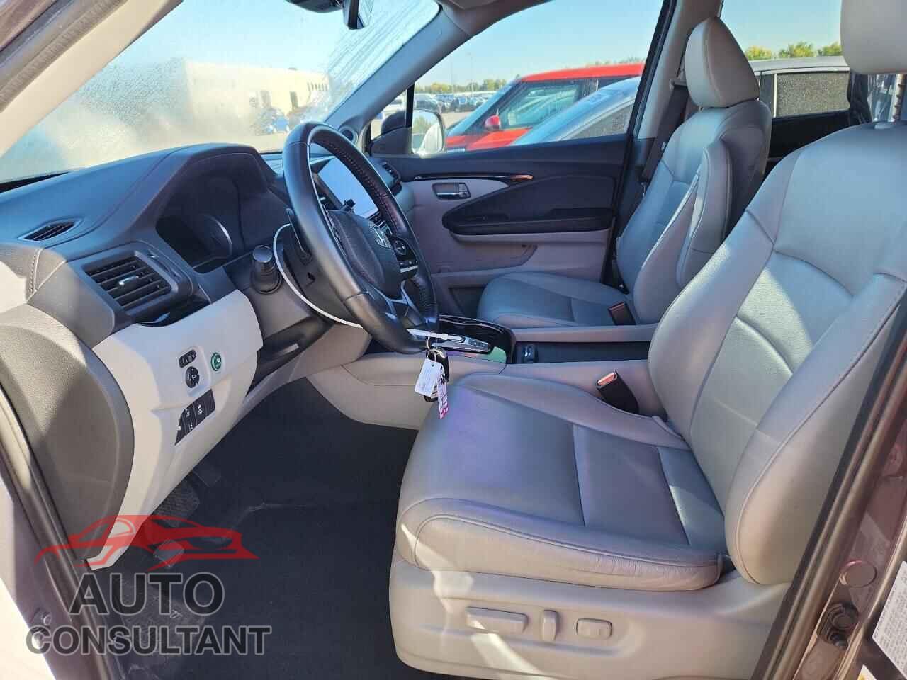 HONDA PILOT 2020 - 5FNYF6H90LB046599