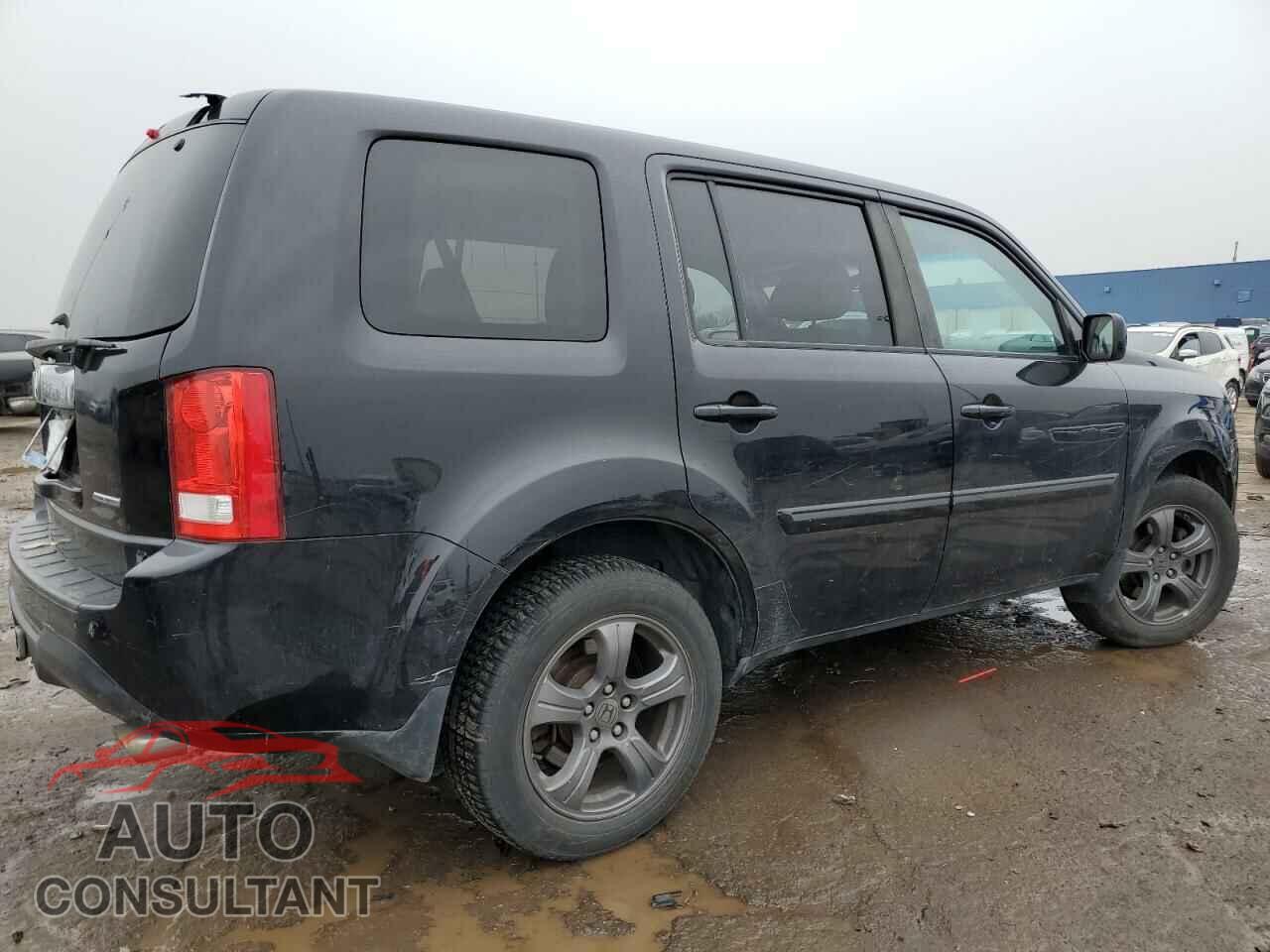HONDA PILOT 2015 - 5FNYF4H36FB063444