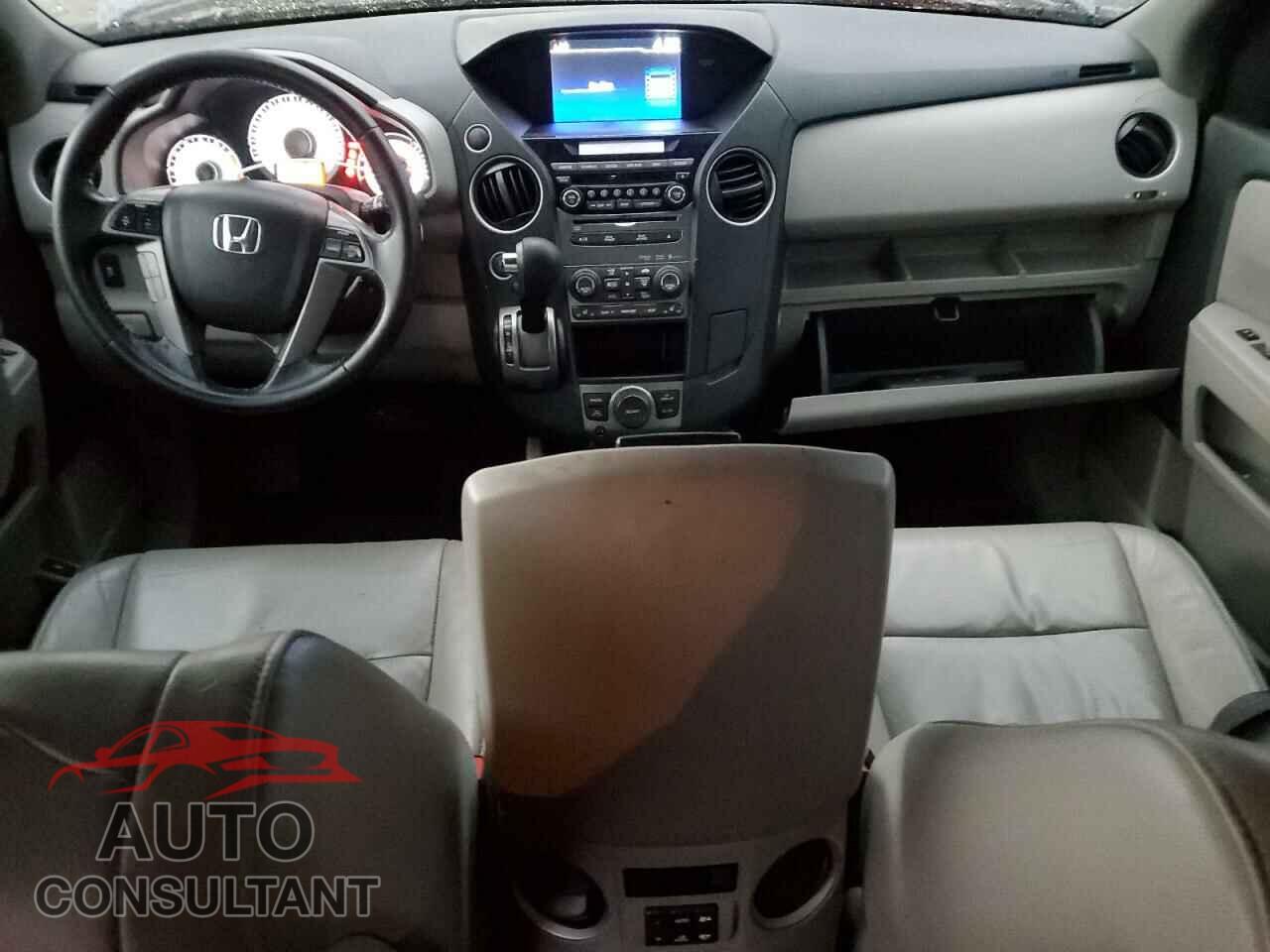 HONDA PILOT 2013 - 5FNYF4H69DB001768