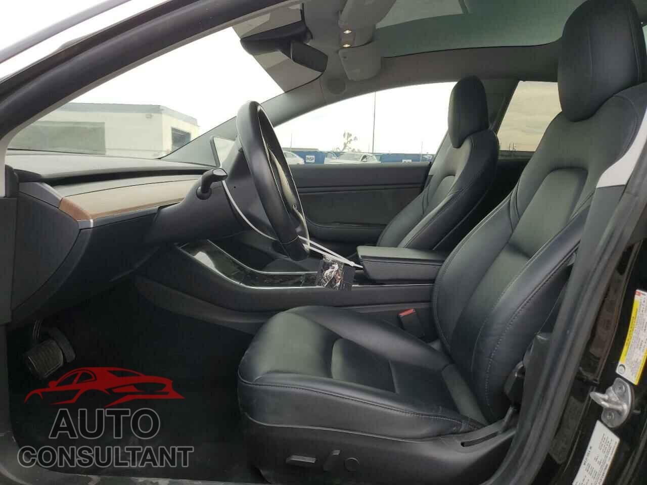 TESLA MODEL 3 2019 - 5YJ3E1EA8KF296864