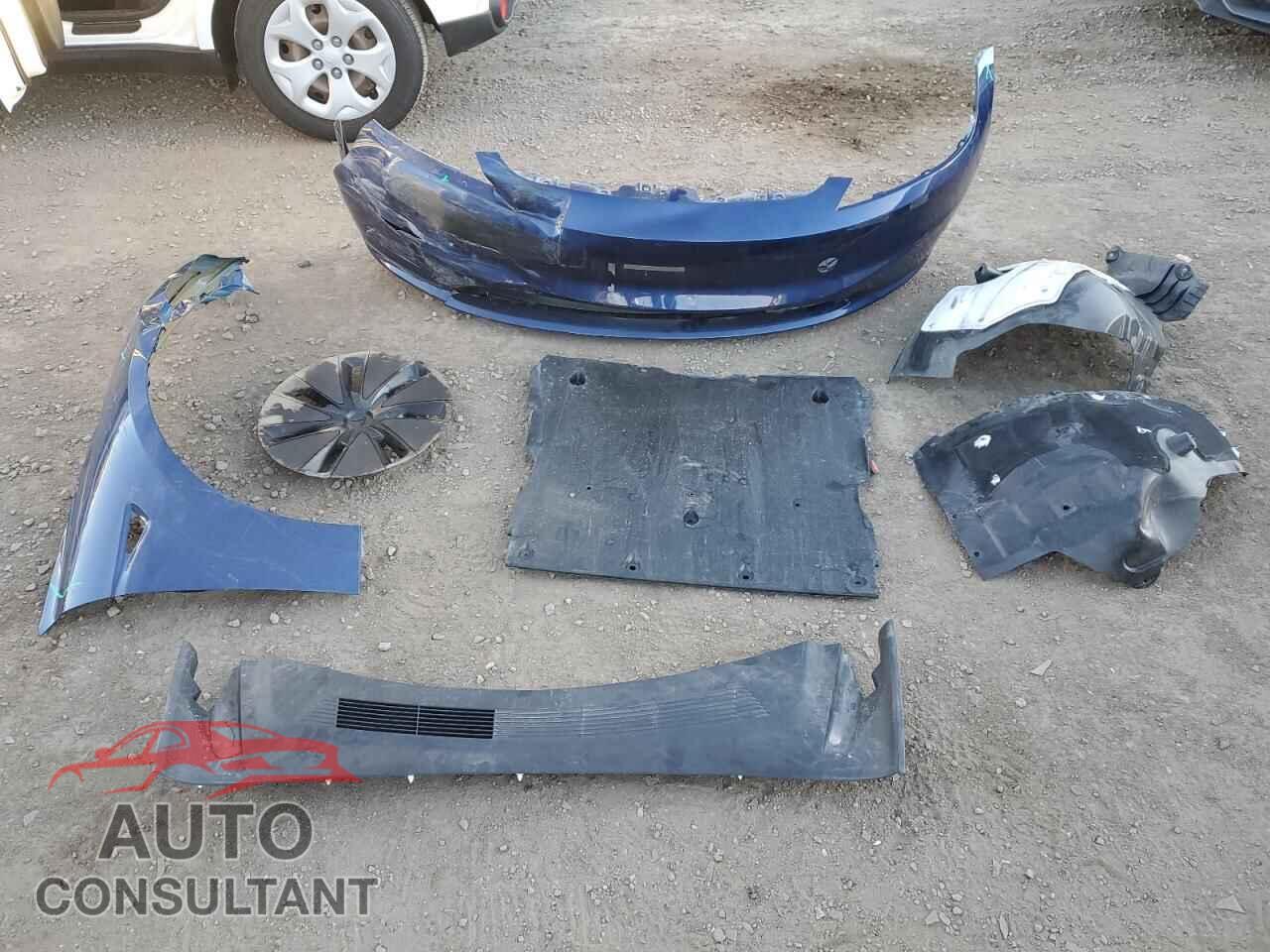 TESLA MODEL 3 2024 - 5YJ3E1EB7RF795495