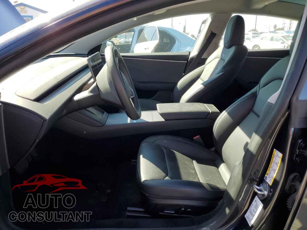 TESLA MODEL 3 2025 - 5YJ3E1EA1SF902912