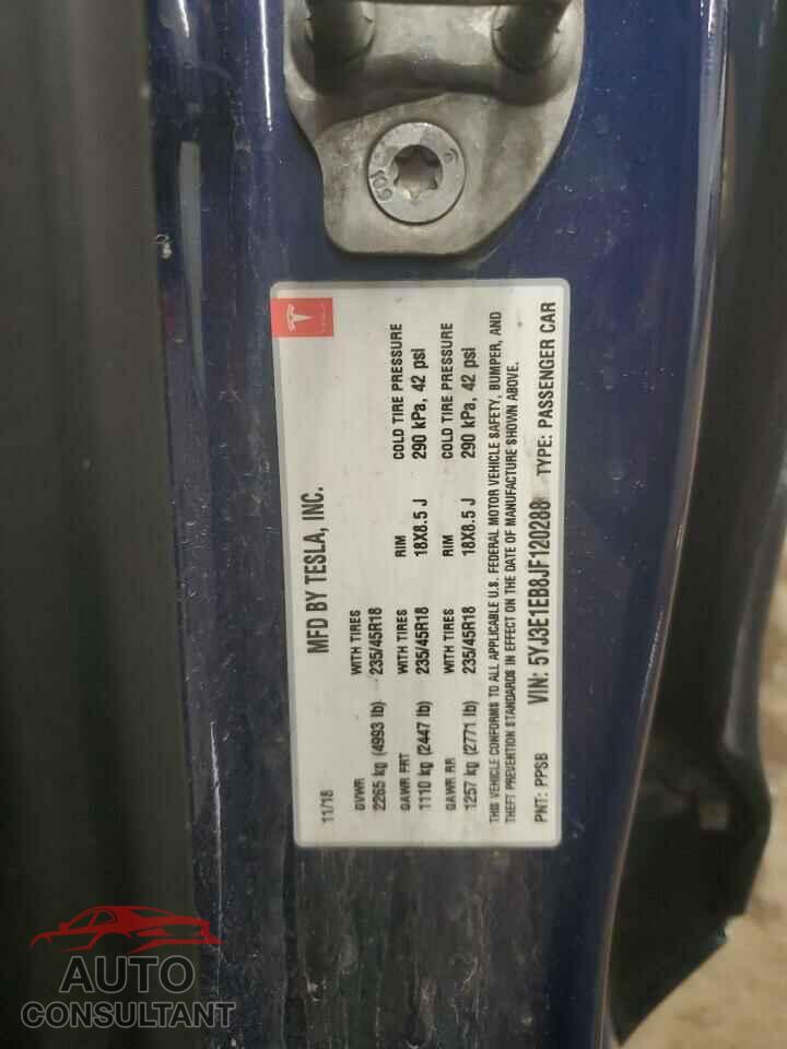 TESLA MODEL 3 2018 - 5YJ3E1EB8JF120288