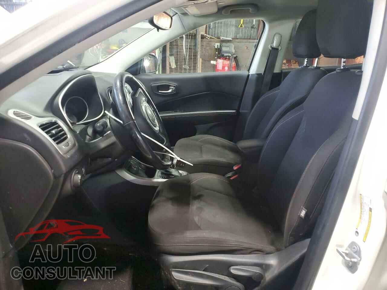 JEEP COMPASS 2020 - 3C4NJDAB2LT205286