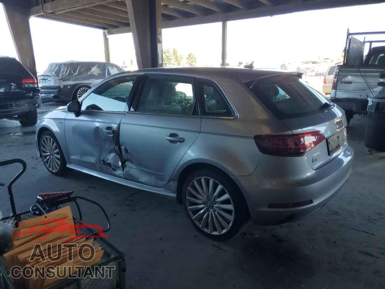 AUDI A3 2016 - WAUTPBFF4GA098502