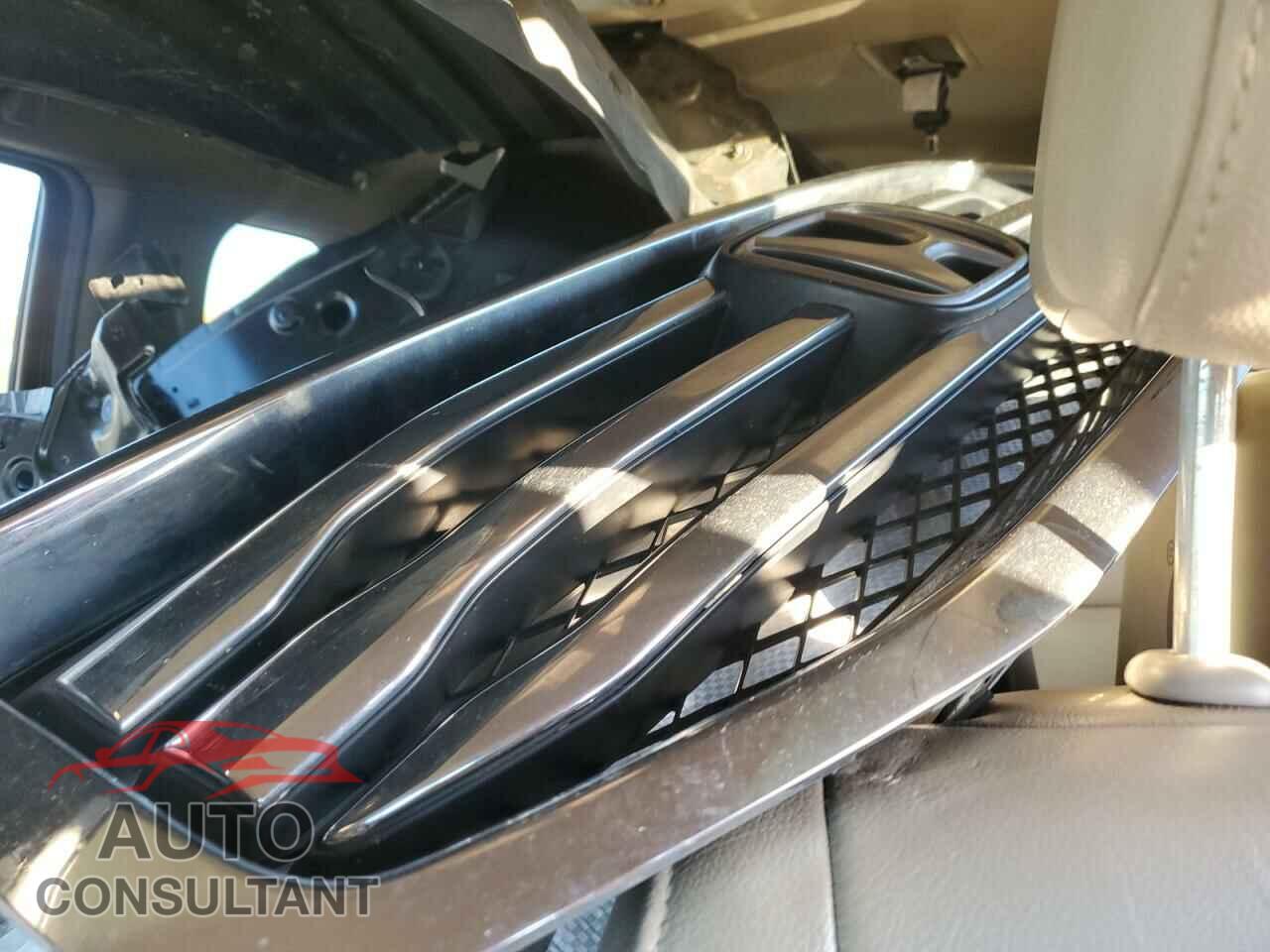 HONDA PILOT 2013 - 5FNYF3H56DB002720