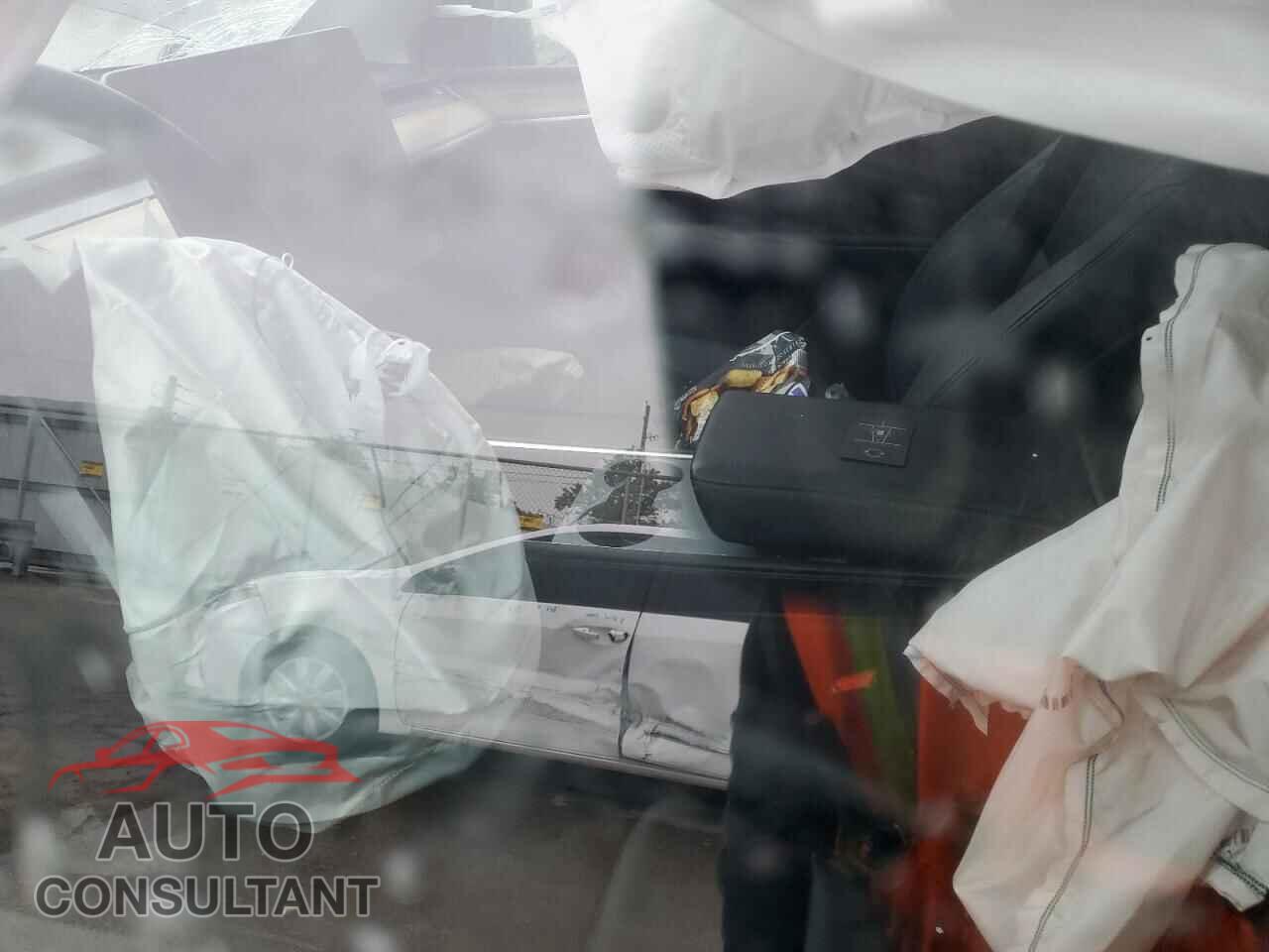 TESLA MODEL Y 2023 - 7SAYGDEE8PA042339