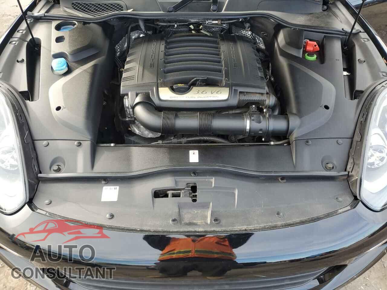 PORSCHE CAYENNE 2017 - WP1AA2A28HKA89215