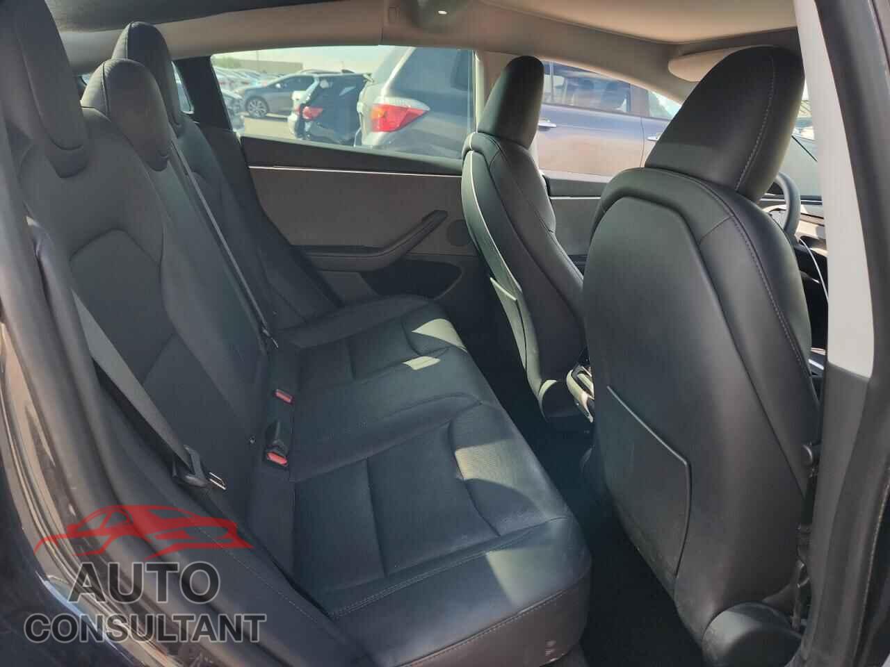 TESLA MODEL 3 2024 - 5YJ3E1EA1RF834816