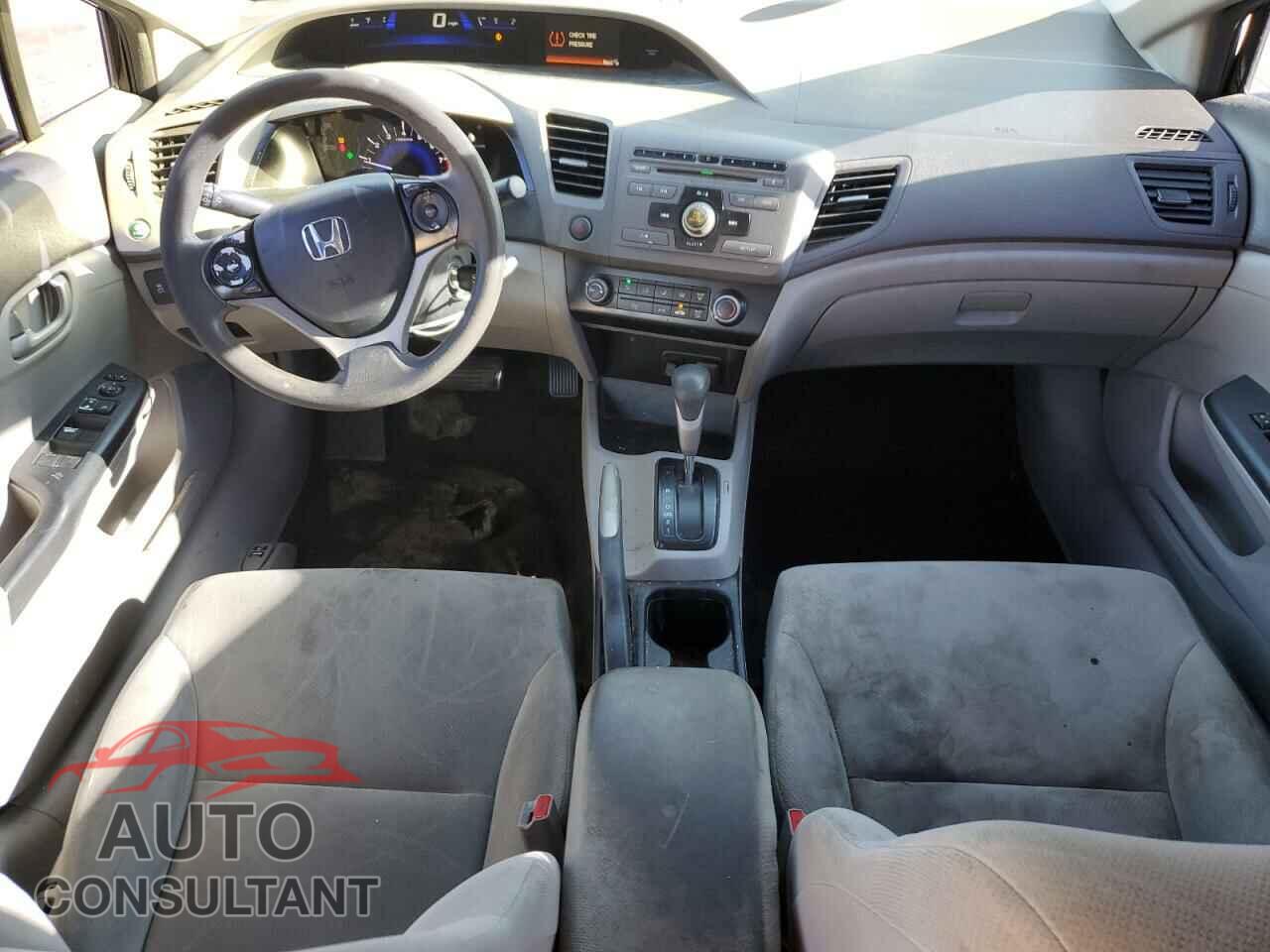 HONDA CIVIC 2012 - 2HGFB2F55CH590068