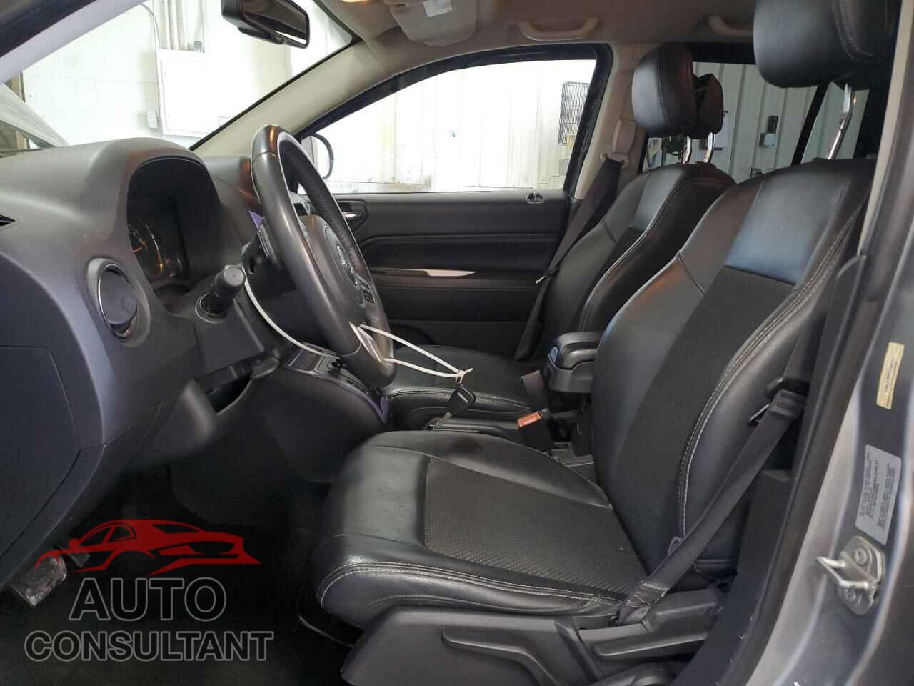JEEP COMPASS 2017 - 1C4NJCEB0HD160513