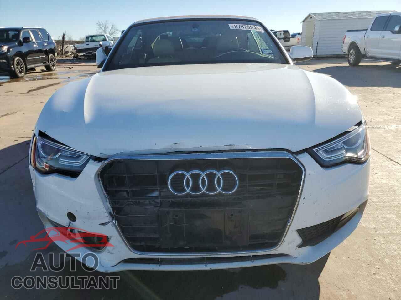AUDI A5 2013 - WAUJFAFH2DN014655