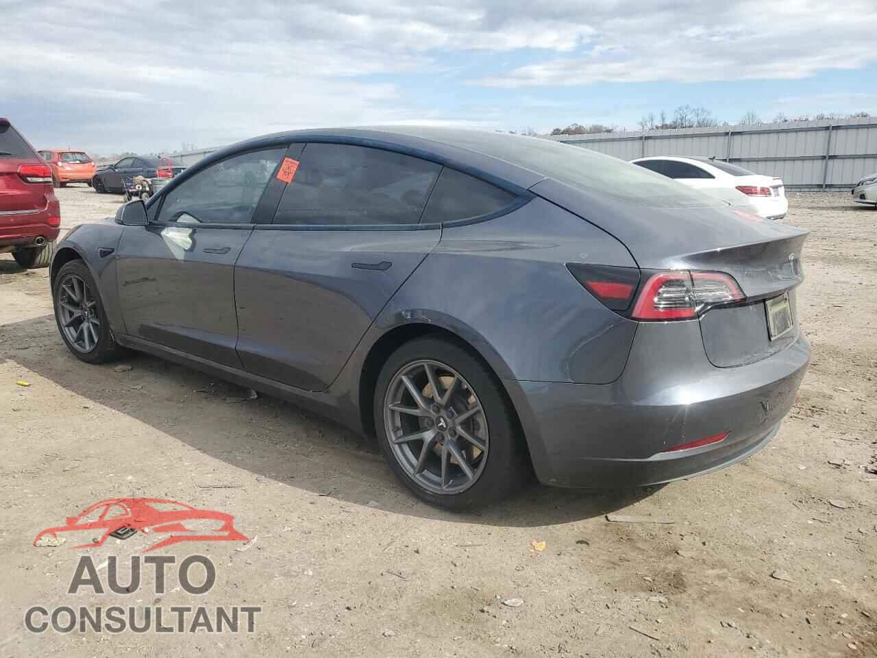 TESLA MODEL 3 2023 - 5YJ3E1EA9PF400298