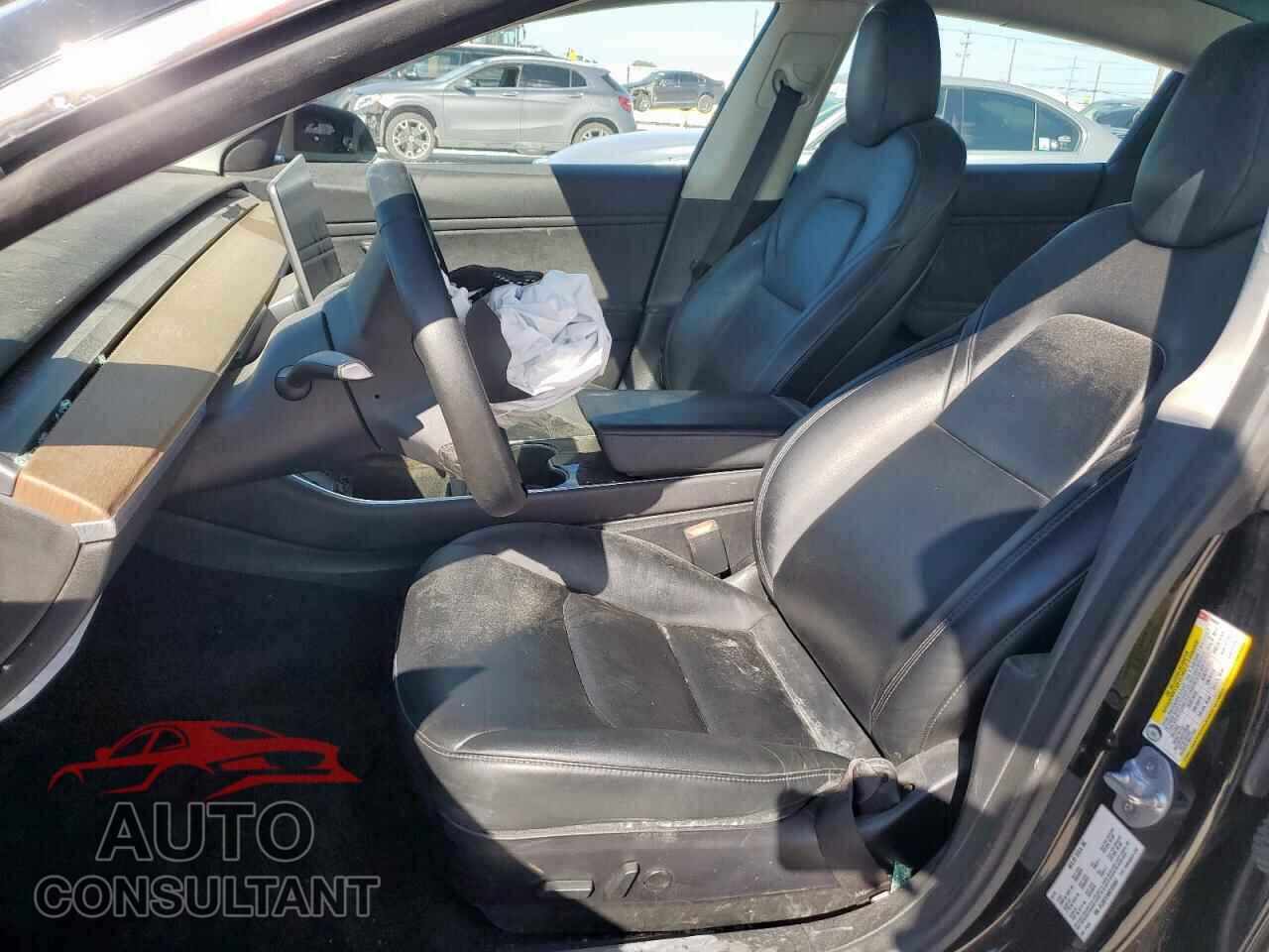 TESLA MODEL 3 2019 - 5YJ3E1EA6KF426687