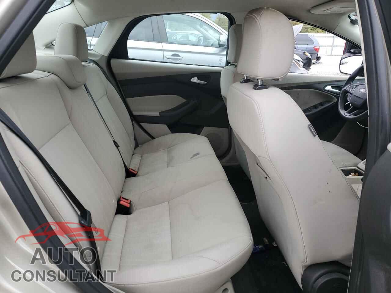 FORD FOCUS 2017 - 1FADP3F21HL235031