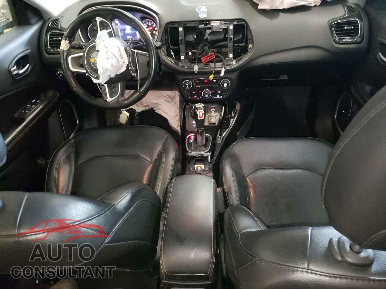 JEEP COMPASS 2019 - 3C4NJDCBXKT741379